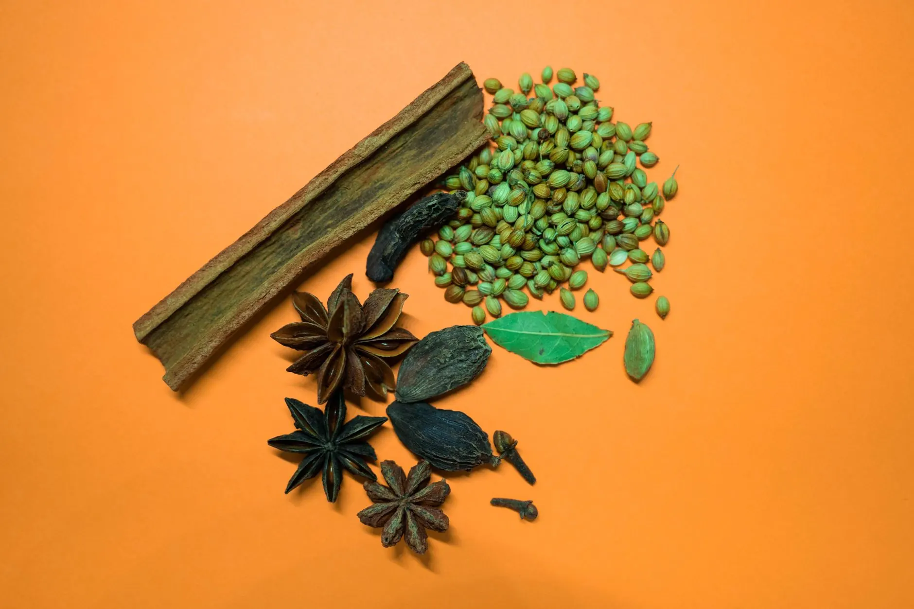 半导体设备精密导轨与直线轴承的选型及精度保障方案