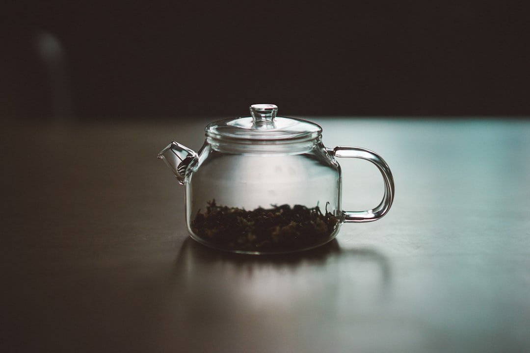 半导体设备精密导轨选型要点与直线轴承配合方案解析